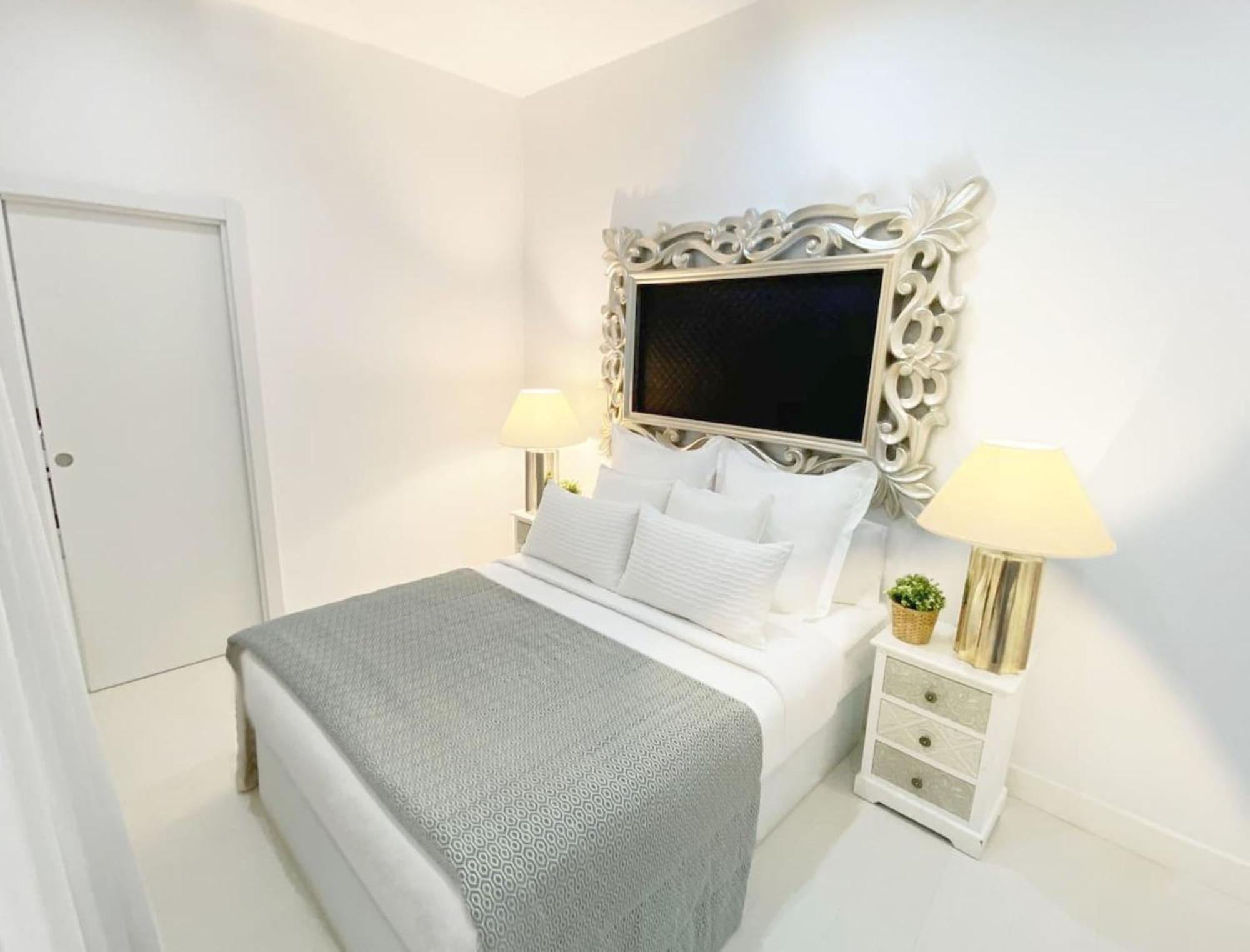 Apartamento De Diseno En Plaza Mayor Madrid Exterior foto